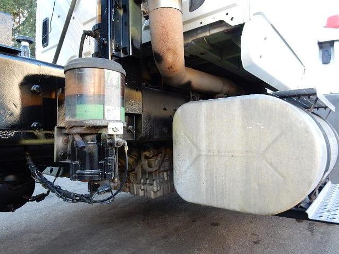 Used 2003 International 7600