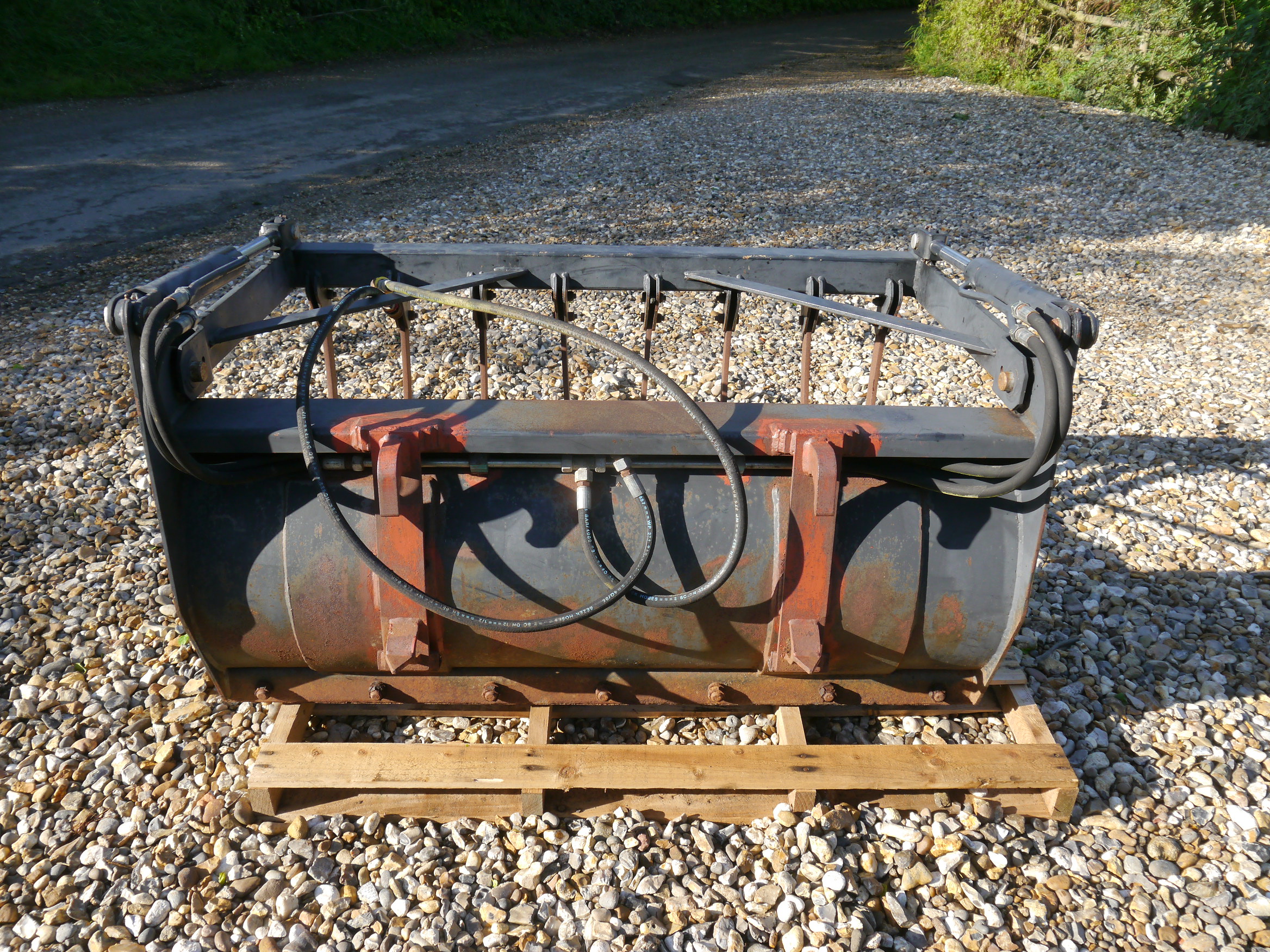 Used Quicke Muck Grab