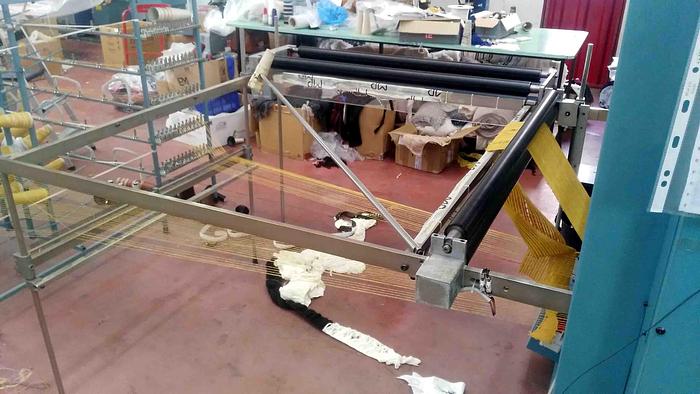 Usato Macchina per crochet elettronica Comez mod. DECORTRONIC 1000/EL