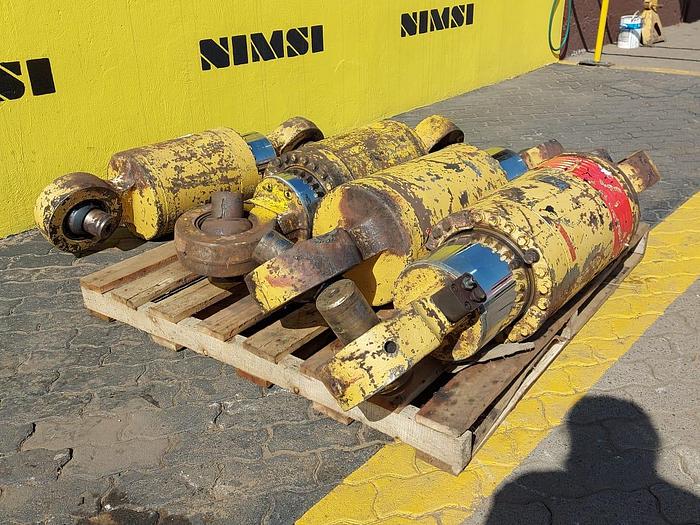 Used CAT 777 Dumper Rear Suspension Cylinders