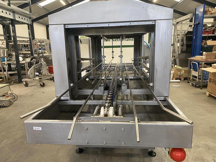 Used Numafa crate washer for Sale at TransNational Agri Projects BV
