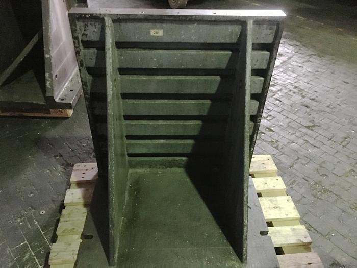 Gebraucht Aufspannwinkel fuer Bohrwerk 90 Grad