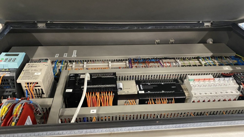 Used Newtec Htech weighing and bagging line