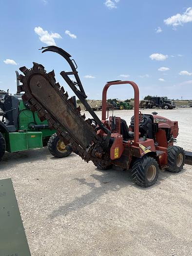 Used 2015 DITCH WITCH RT45