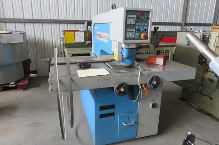 Used Euromac XP 750/25 Punch Press, Includes Tooling XP 750/25