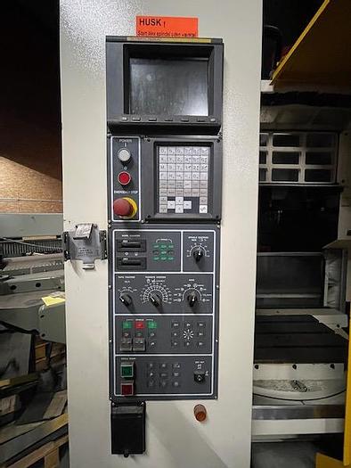 Used BRUGT VERTIKALT BEARBEJDNINGSCENTER FABRIKAT OLYMPIC SEIKI, MODEL S-650