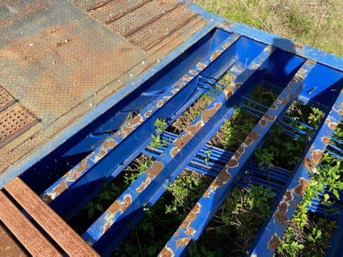 Used Trail King Beavertail Drop Deck Trailer