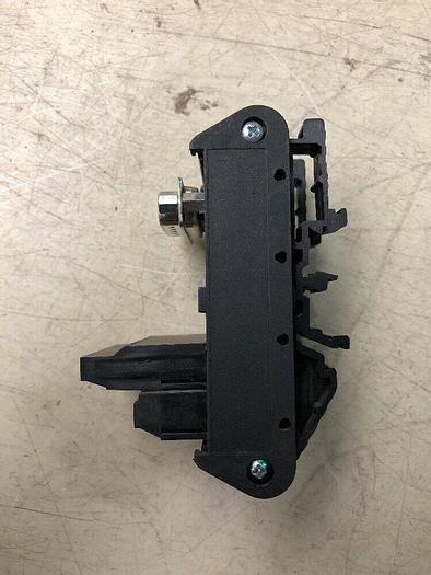 Used PARKER 15-PIN BREAKOUT WIRING TERMINAL VM15-PF