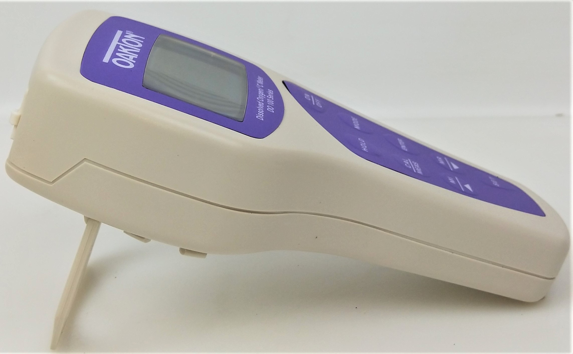 New Open Box Oakton DO 100 Series Portable Dissolved Oxygen Meter with Probe