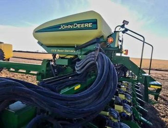 Used 2011 John Deere DB60 Planter - 47 Row 15