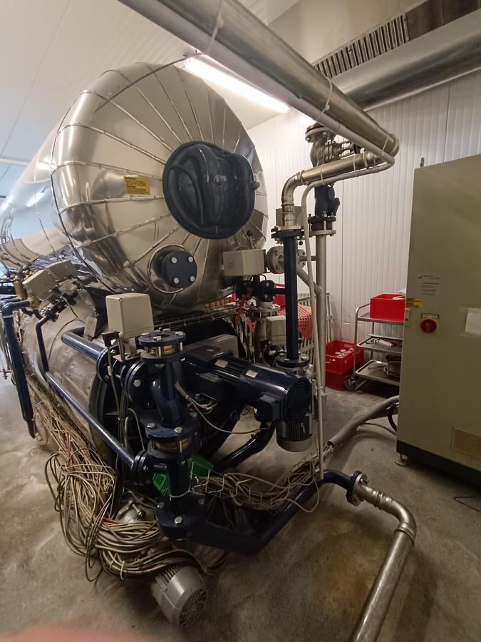 Überholt Stock / Trinitas Trading überholt 2025 Vollwasserautoklav mit Rotation - 4 Käfige (1.100 mm Durchmesser)