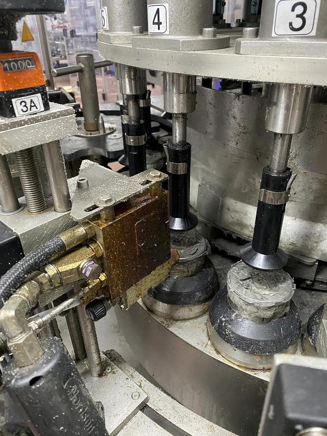 Used 2016 Langguth Modulan 819 Etikettiermaschine (Heißleim)