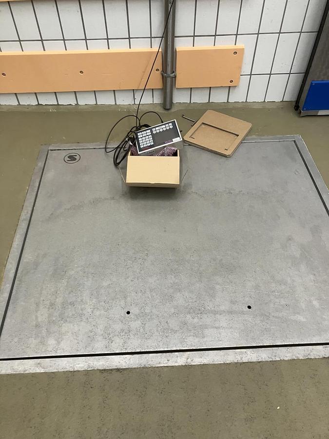 Used Soehnle Professional Bodenwaage