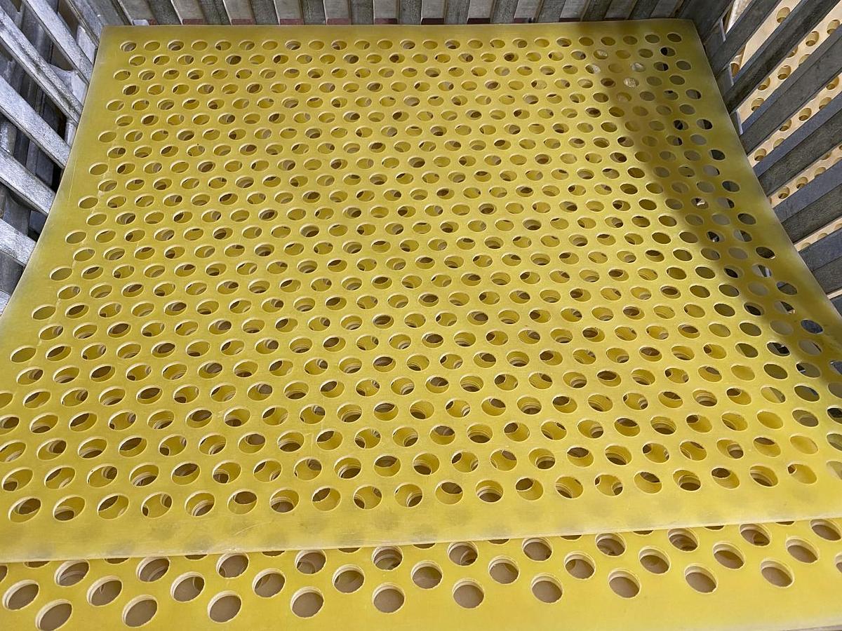 Used NN ca. 3.000 Stück Autoklavenkäfigzwischenlagen