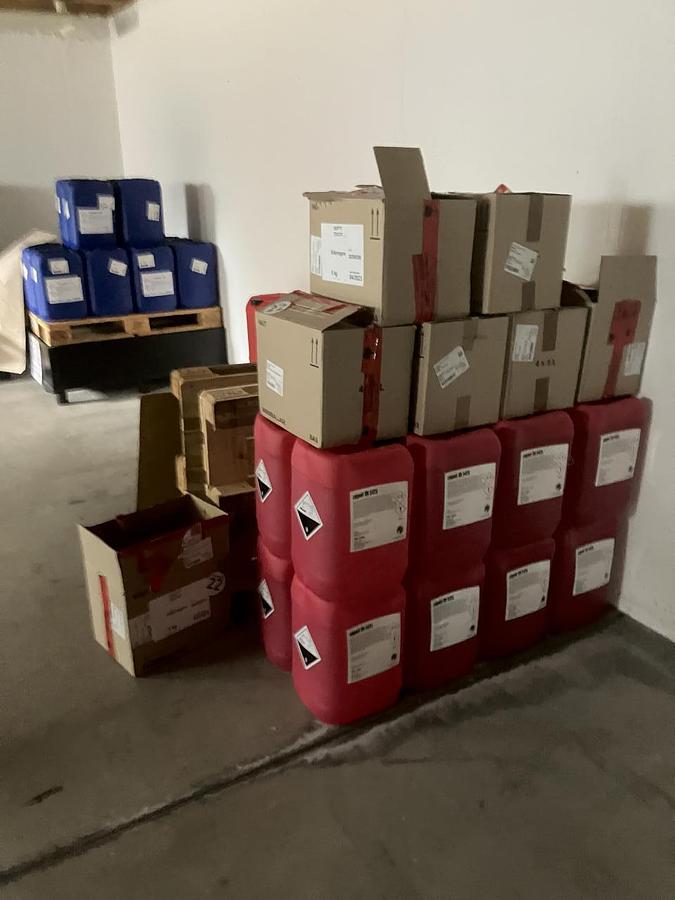 Used Lager für Reinigungs- und Desinfektionsmittel