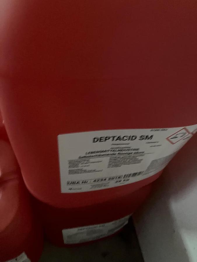 Used Lager für Reinigungs- und Desinfektionsmittel