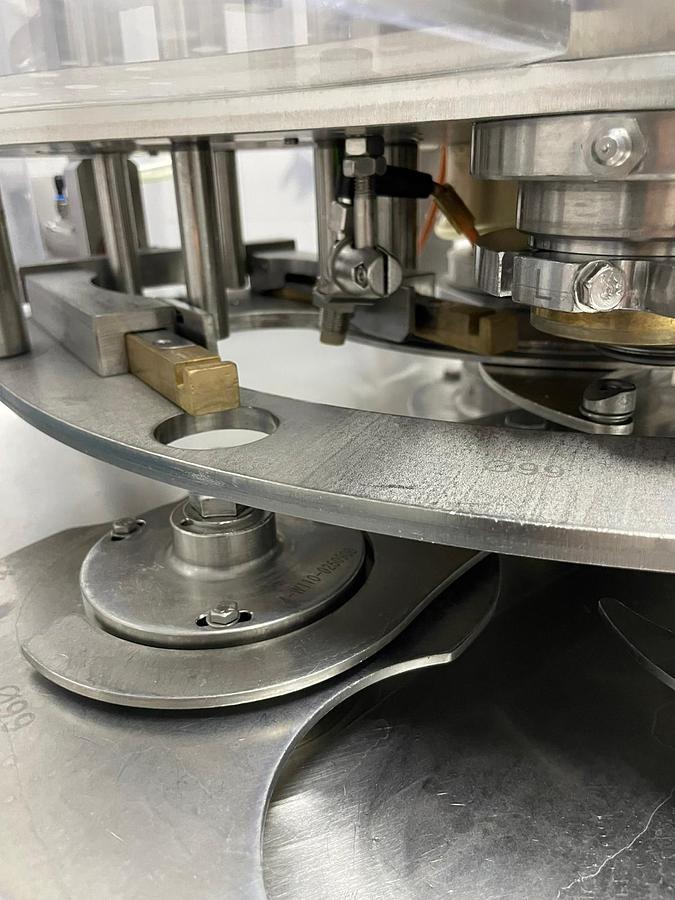 Gebraucht 2013 Lanico SVA 50W Dosenverschließmaschine