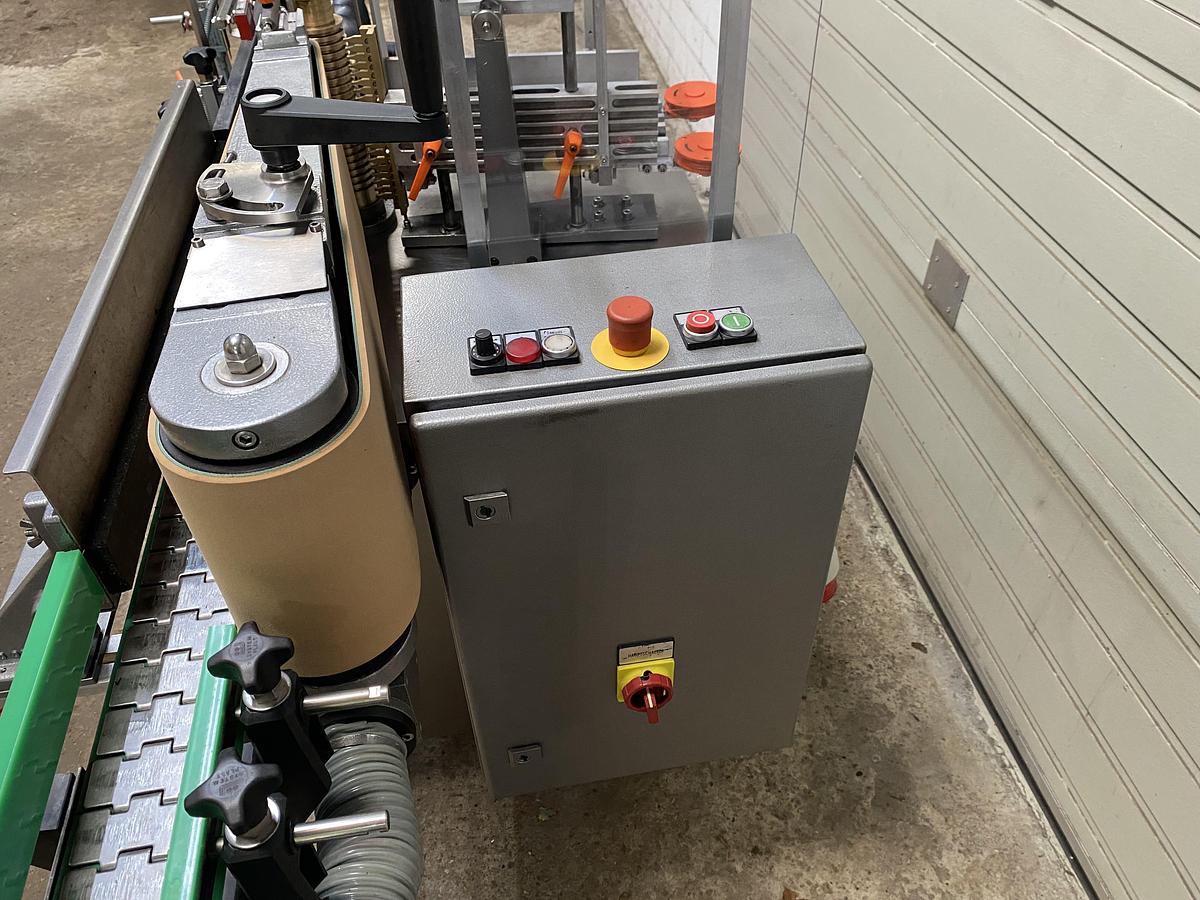 Refurbished 1995 KHS Anker Variant 1 Lineare Etikettiermaschine für Leimetiketten