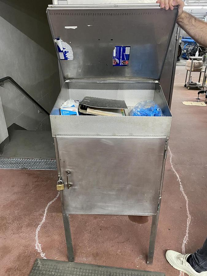 Used NN Edelstahlpult