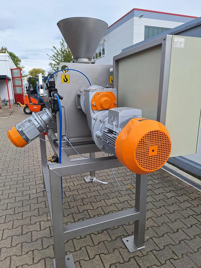 Gebraucht 2004 Lödige FM 300 D Pflugscharmischer