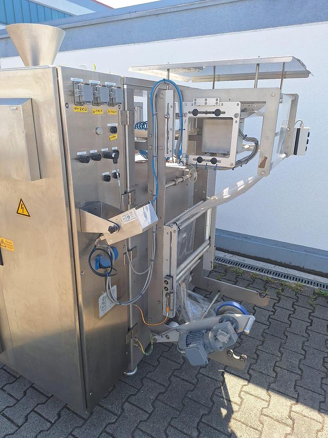 Used 2017 Ishida/Kopas CCW-EM-214, Bj. 2003 und JK 200 F-M-R Servo Abfüll- und Verpackungslinie