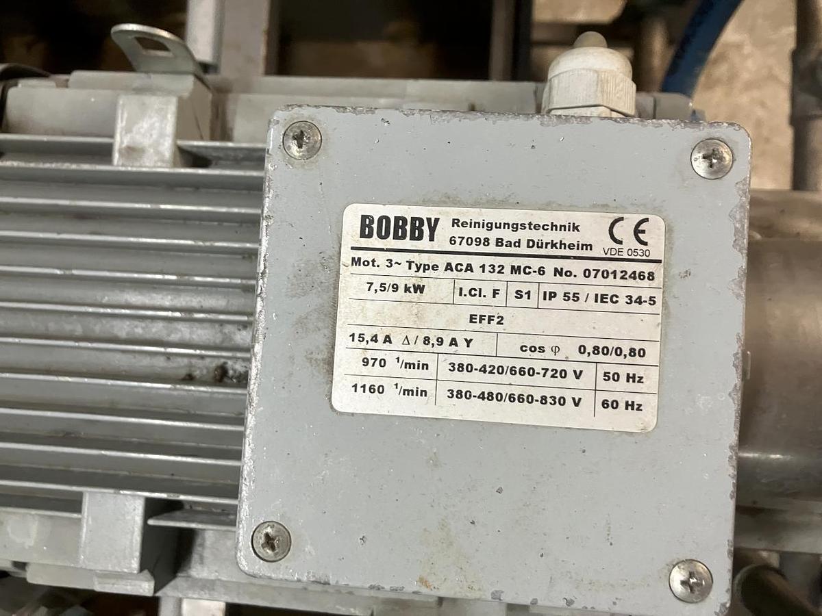 Used Bobby Druckerhöhungsanlage für Reinigungszwecke