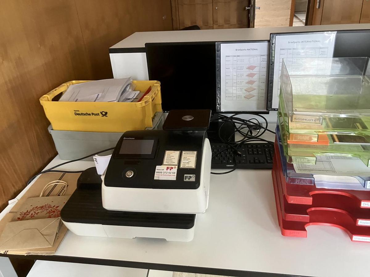 Used NN Komplette Büroeinrichtung