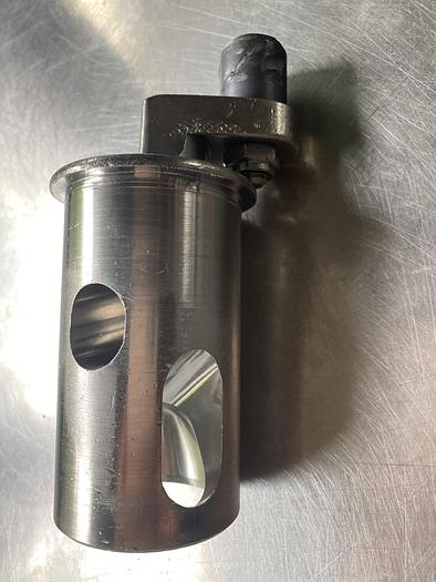 Gebraucht FAM Kolbenfüllmaschine mit Unterspiegelfüllung RP610RH, m. Produkttrichter und Podest