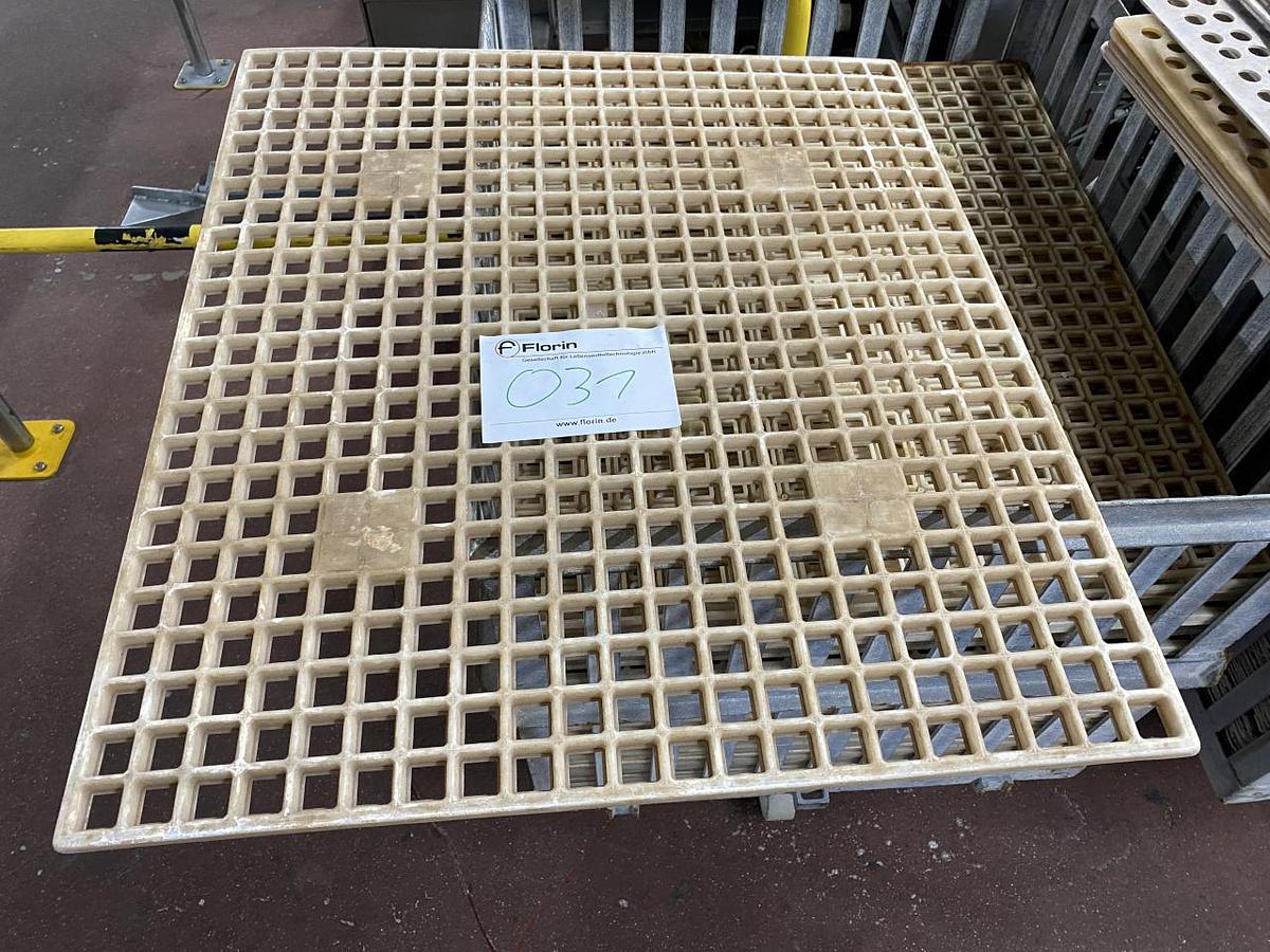 Used NN ca. 70 Autoklavenkäfigzwischenlagen