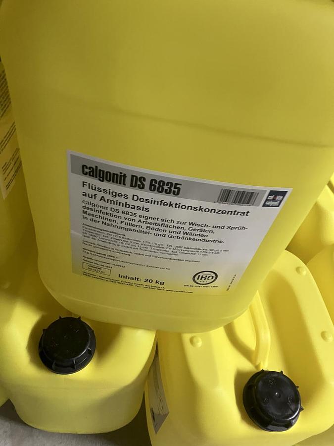 Used Lager für Reinigungs- und Desinfektionsmittel