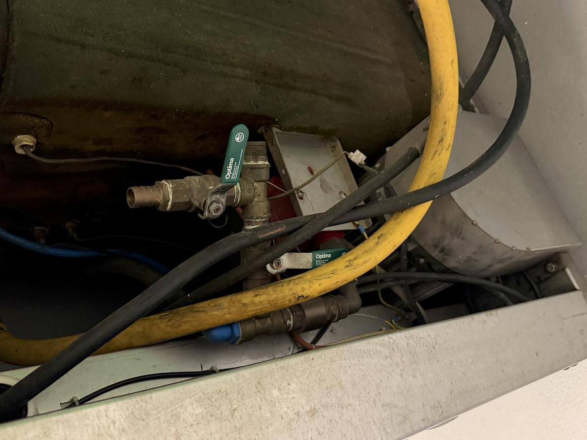 Gebraucht Nilfisk ALTO Solar Booster 7-57EH stationäre Hochdruck-Heißwasseranlage