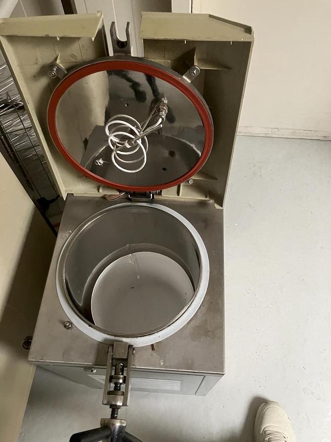 Used Systec 2540ELV Laborautoklav