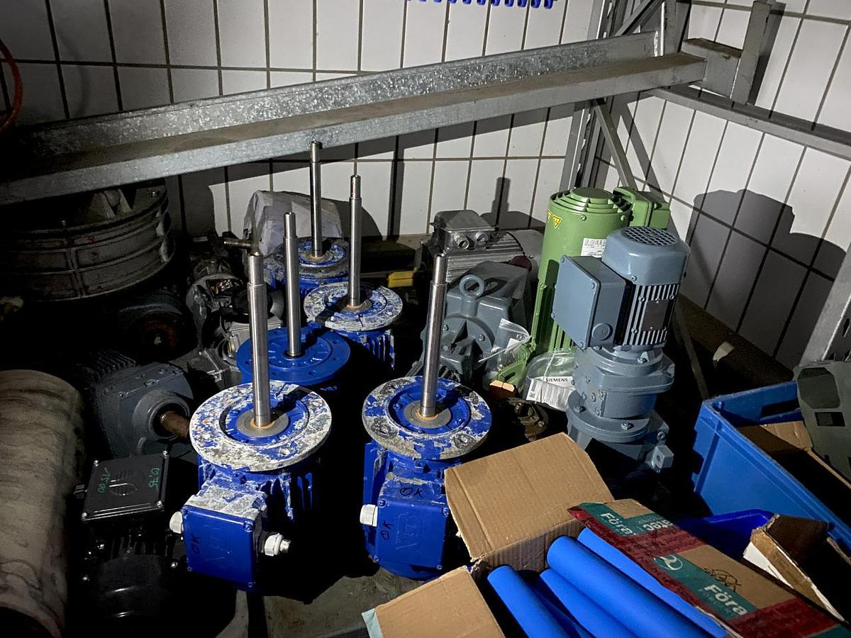 Used NN Regal mit diversen Antrieben