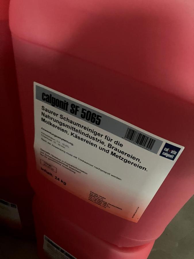 Used Lager für Reinigungs- und Desinfektionsmittel
