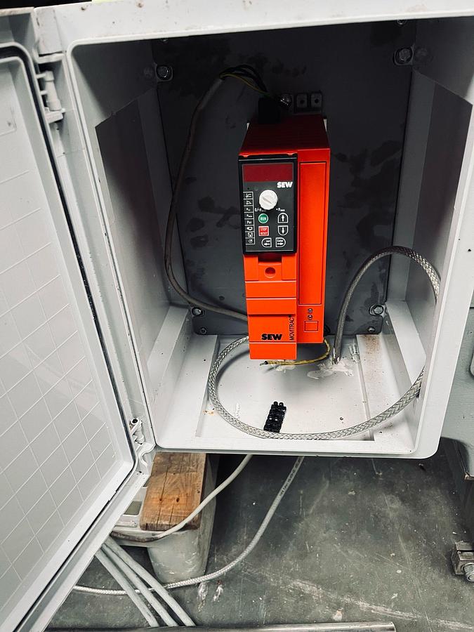 Used Ferrum EA Entsteinmaschine für Pflaumen