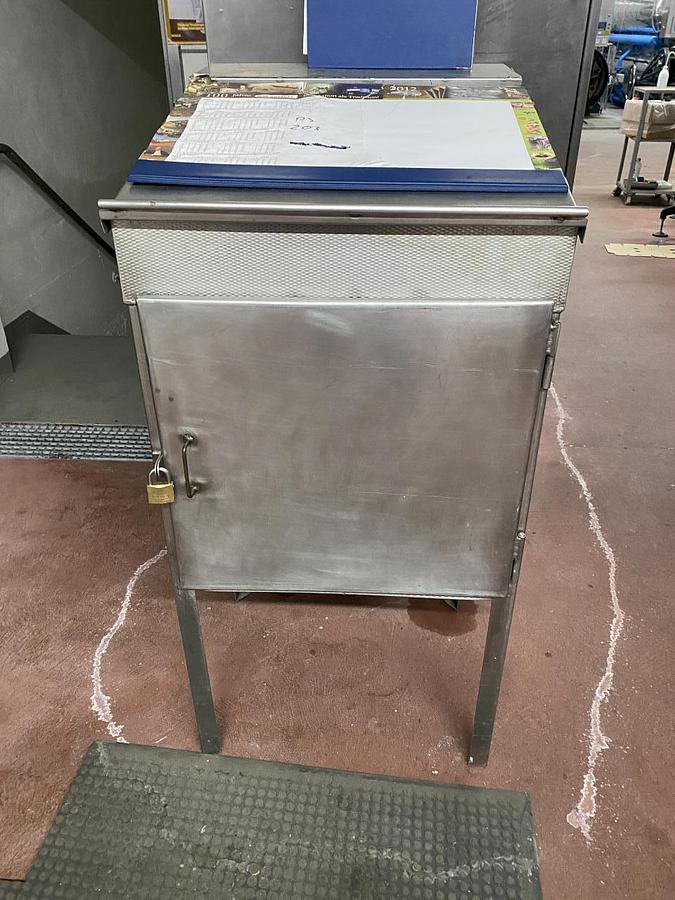 Used NN Edelstahlpult