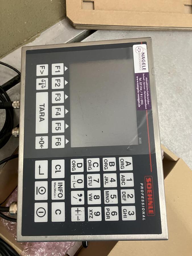 Used Soehnle Professional Bodenwaage