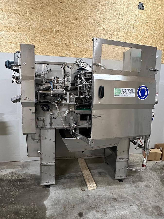 Used 2003 ABL PDS 50 Apfelschäl- und Teilmaschine