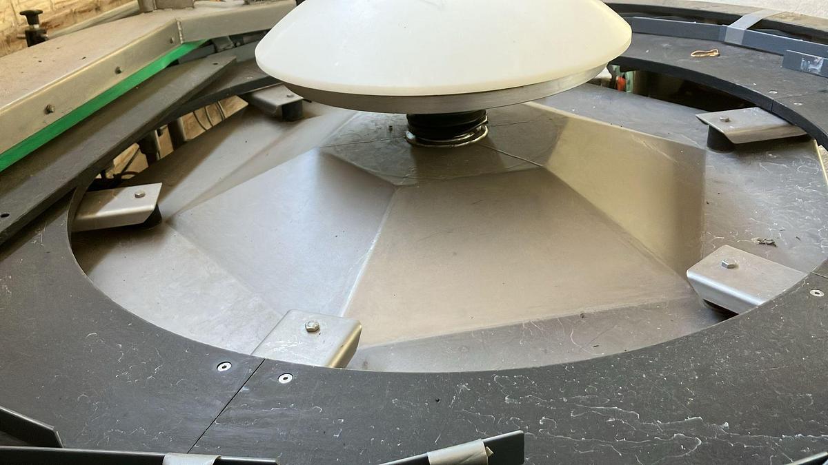 Gebraucht Niko Rundfülltisch