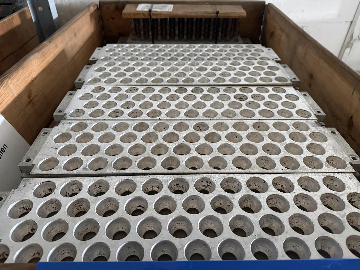 Gebraucht Ferrum kompletter Entsteinsatz für Mirabellen 30-17