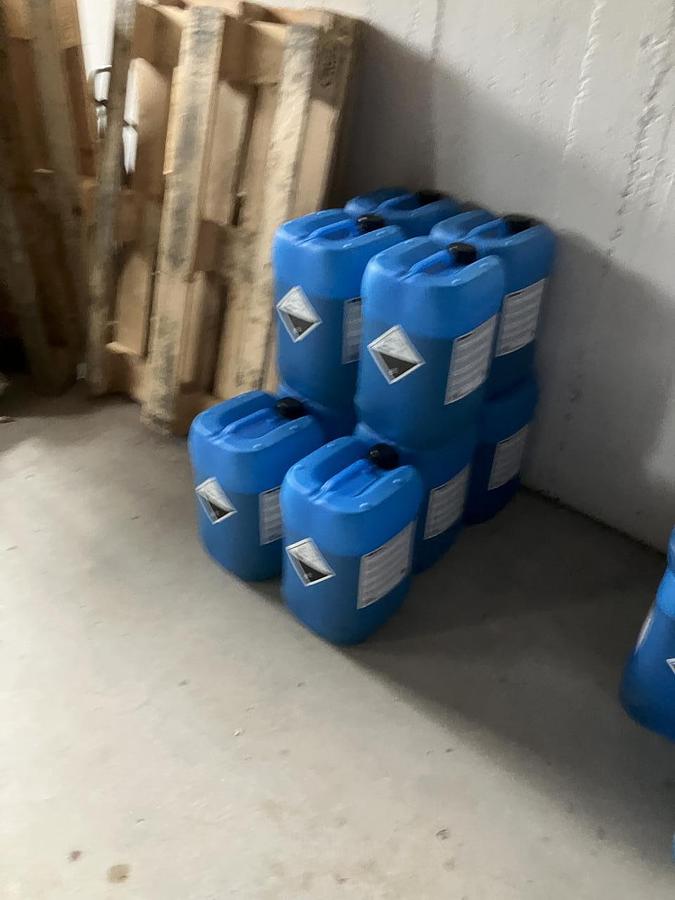 Used Lager für Reinigungs- und Desinfektionsmittel