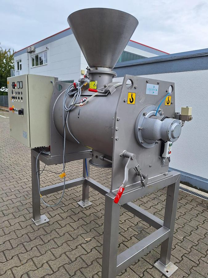 Gebraucht 2004 Lödige FM 300 D Pflugscharmischer