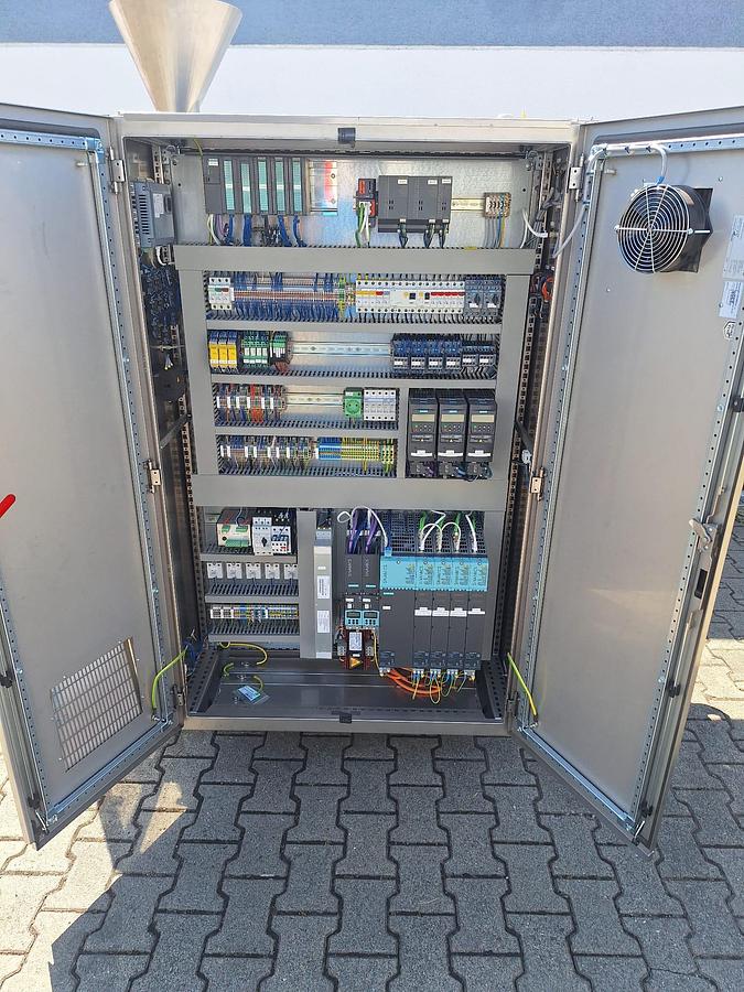 Used 2017 Ishida/Kopas CCW-EM-214, Bj. 2003 und JK 200 F-M-R Servo Abfüll- und Verpackungslinie