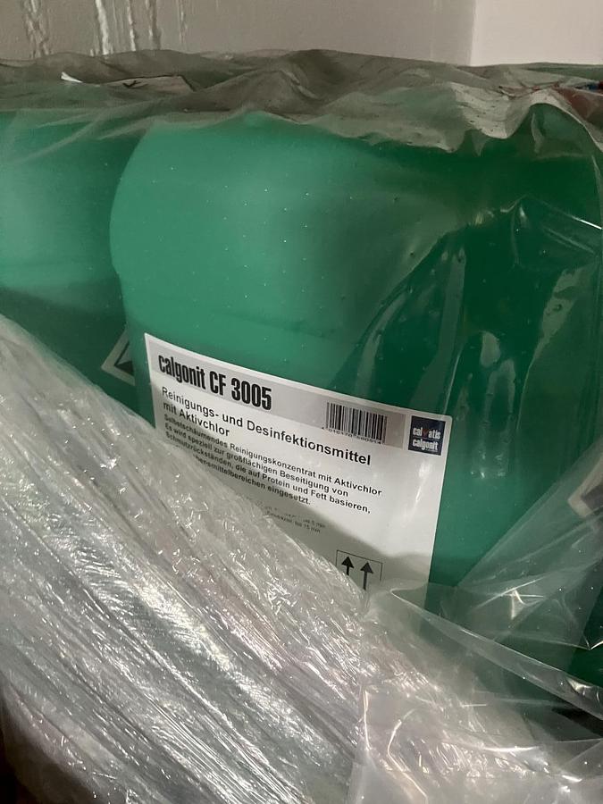 Used Lager für Reinigungs- und Desinfektionsmittel