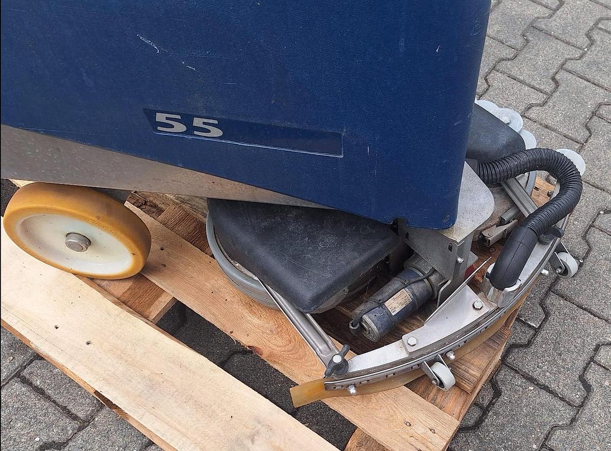 Used 2016 Hefter Cleantech Turnado 55 Scheuersaugmaschine