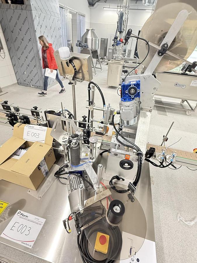 New 2025 Elvo Coding Nicole Etikettiermaschine für Haftetiketten