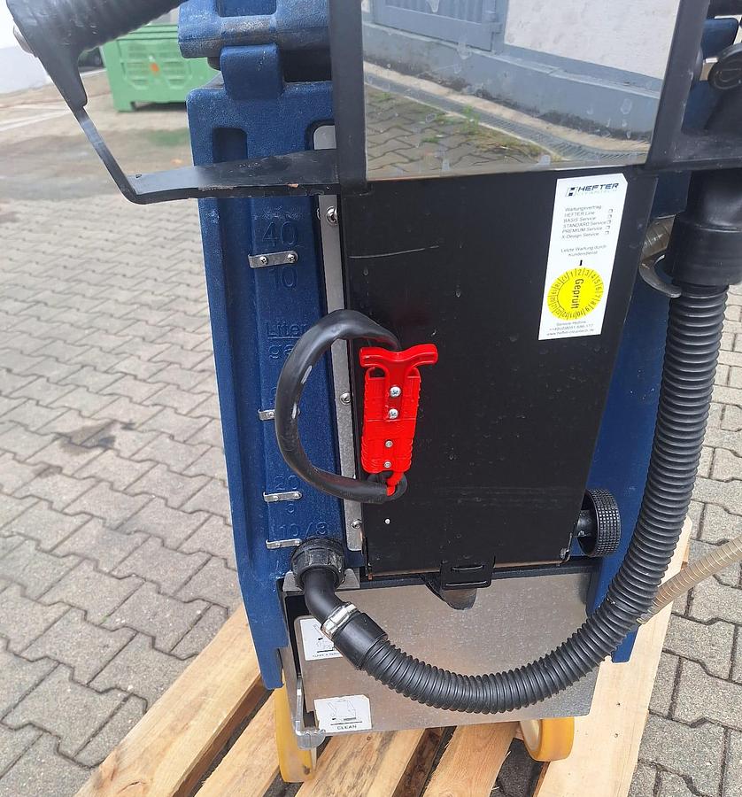 Used 2016 Hefter Cleantech Turnado 55 Scheuersaugmaschine