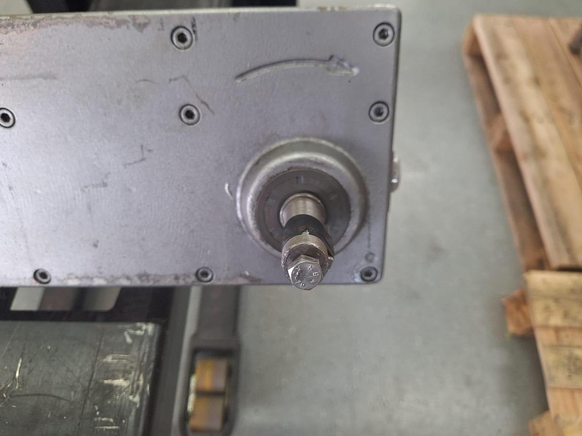 Überholt Engler Supra E 10 Walzengetriebe für Entstielmaschine