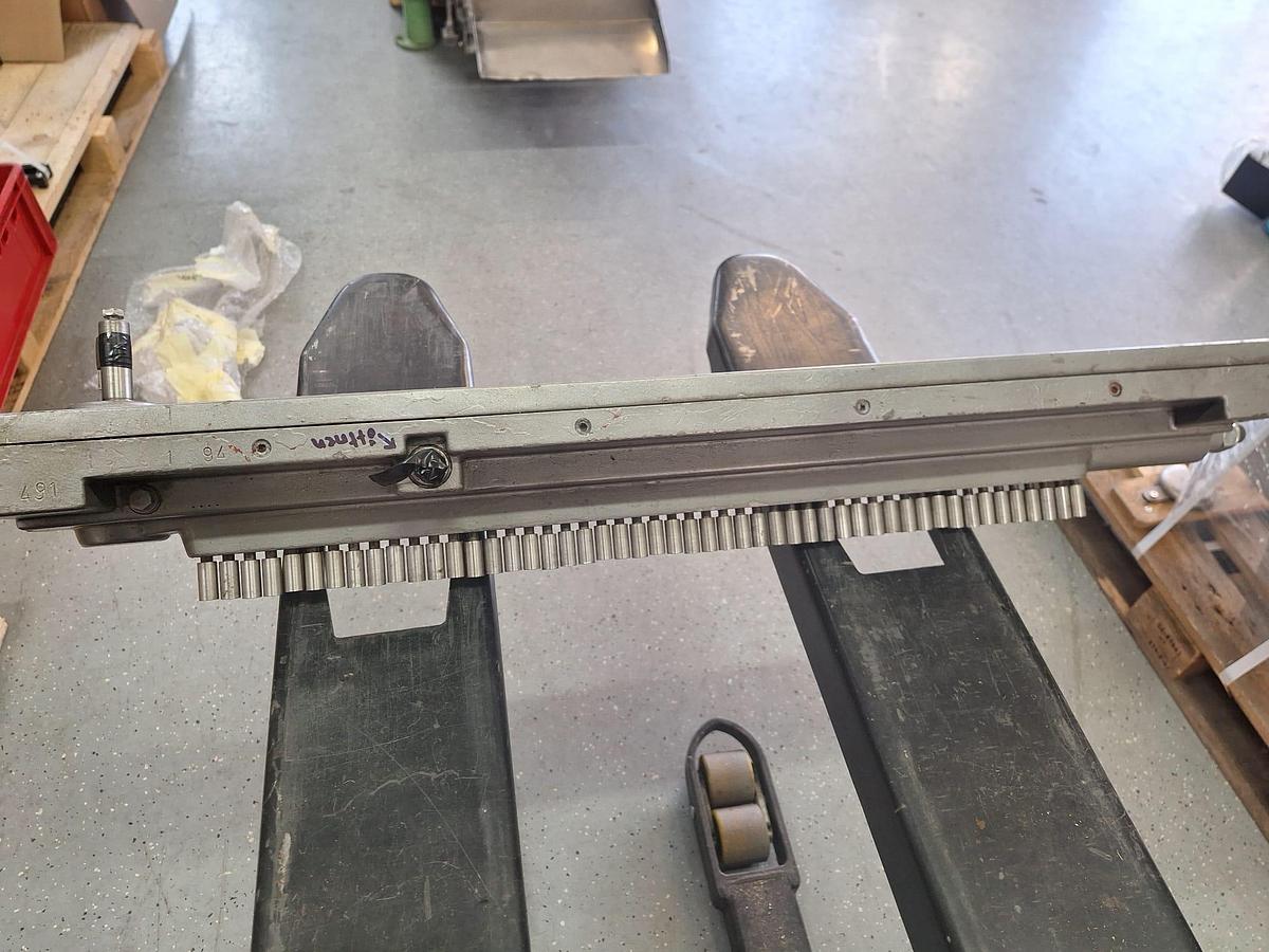 Überholt Engler Supra E 10 Walzengetriebe für Entstielmaschine