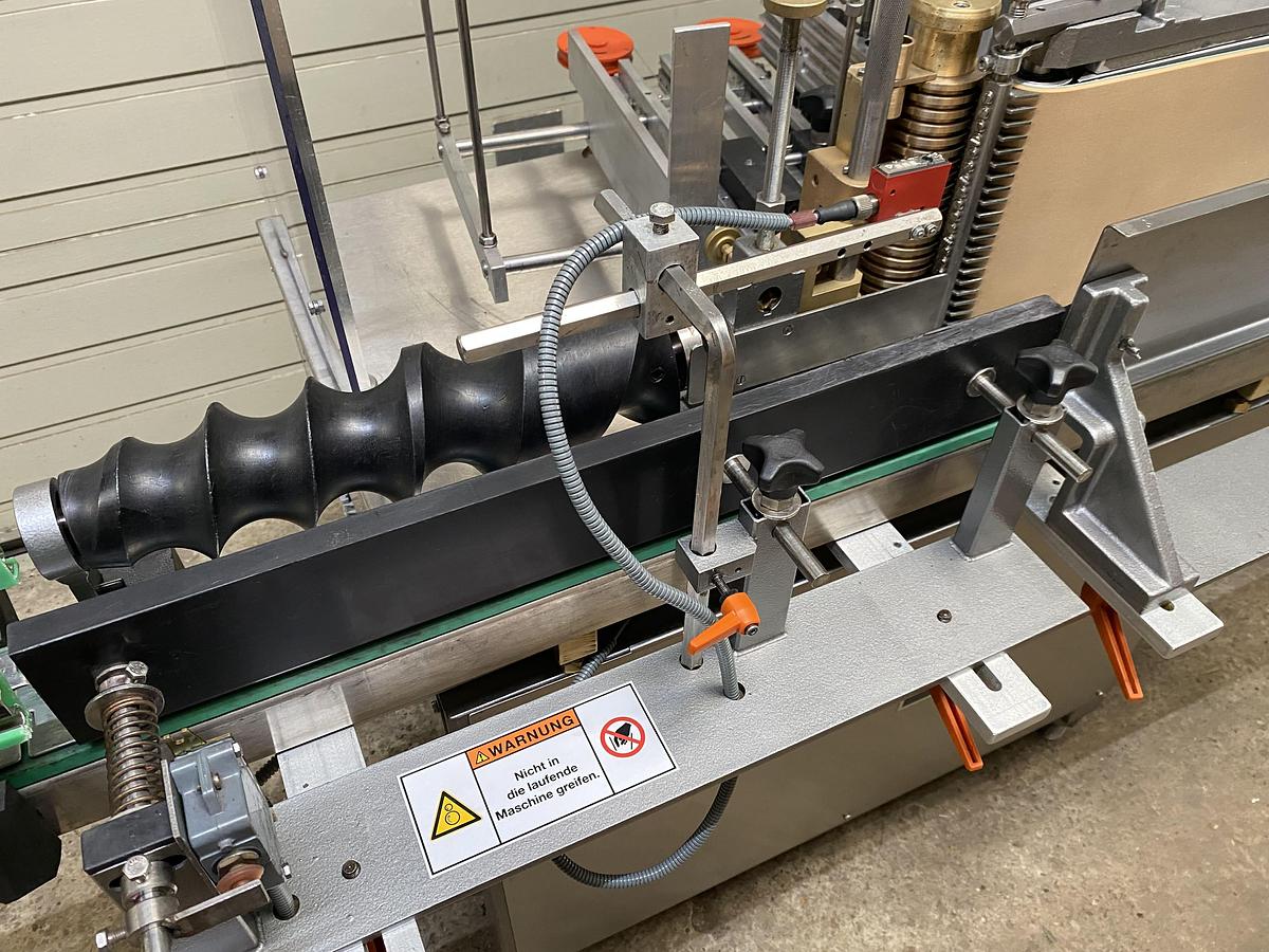 Refurbished 1995 KHS Anker Variant 1 Lineare Etikettiermaschine für Leimetiketten